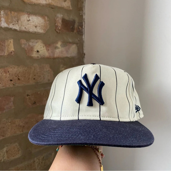 New Era Navy and Cream Pinstripe Cap - Picture 8 of 12